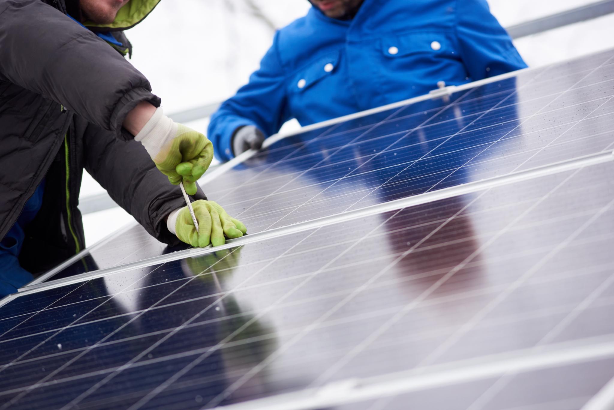 Impianti fotovoltaici e clima: come l’energia solare contribuisce alla transizione energetica